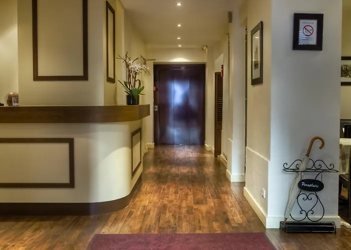 Antin St Georges Hotel 2*