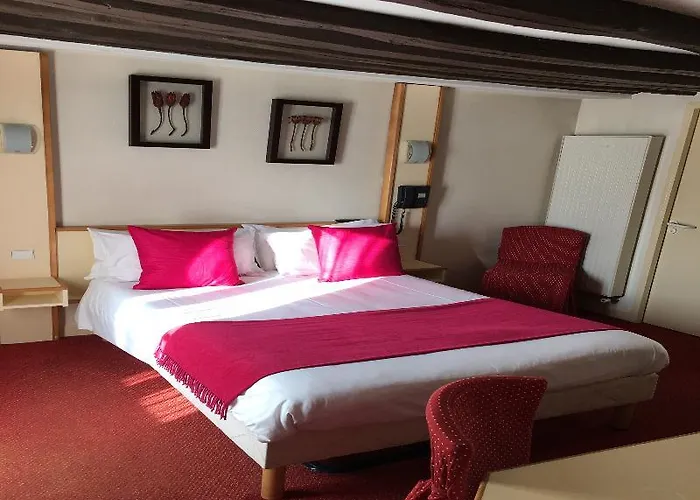 ホテル アンティン サン グレゴワール 2*